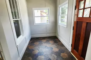 934 Field St, Hammond, IN 46320 - Photo 4