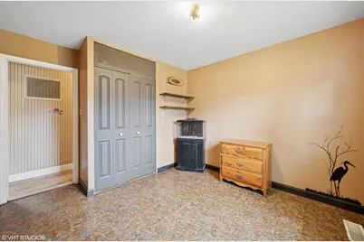 805 Henry Street, Michigan City, IN 46360 - Photo 4