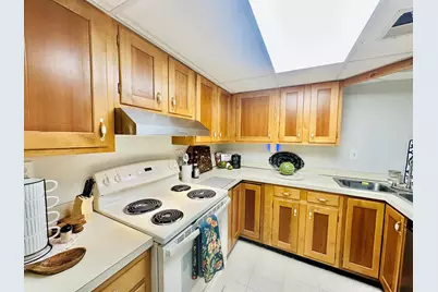 1618 Camellia Drive #D2, Munster, IN 46321 - Photo 2