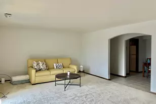 1618 Camellia Dr, Munster, IN 46321 - Photo 8