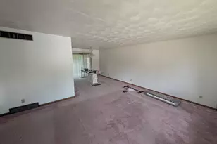 5312 Arthur St, Merrillville, IN 46410 - Photo 2