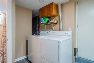 1304 Lafayette St, Valparaiso, IN 46383 - Photo 42