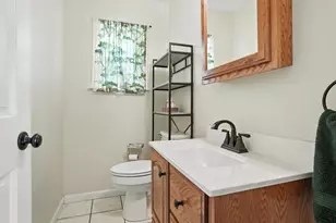 324 Beverly Pl, Munster, IN 46321 - Photo 16