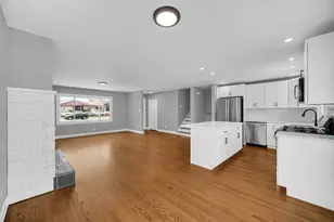 7949 Jackson Ave, Munster, IN 46321 - Photo 6