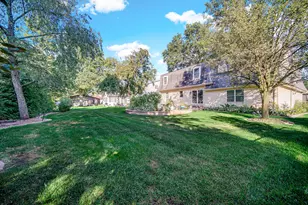 1425 Azalea Dr, Munster, IN 46321 - Photo 32