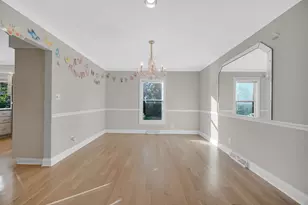 1425 Azalea Dr, Munster, IN 46321 - Photo 8