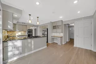 1425 Azalea Dr, Munster, IN 46321 - Photo 12