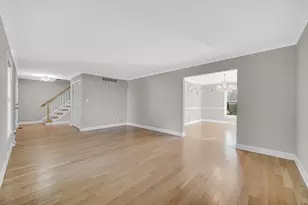 1425 Azalea Dr, Munster, IN 46321 - Photo 6