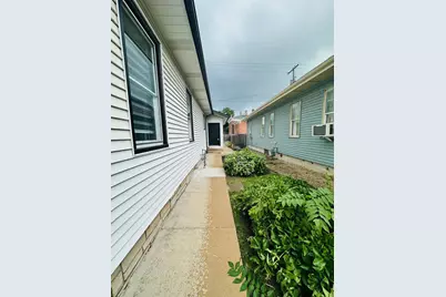 1101 Indiana Avenue #1, La Porte, IN 46350 - Photo 4