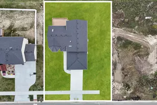 3008 W 82nd Pl, Merrillville, IN 46410 - Photo 24