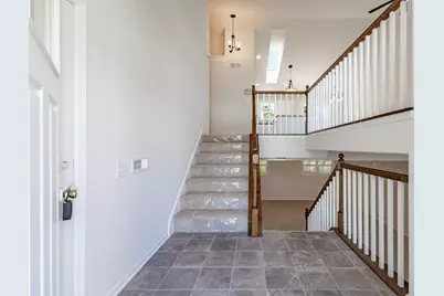 3022 W 84th Place, Merrillville, IN 46410 - Photo 2