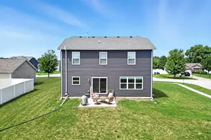 543 Chicory Ln, Valparaiso, IN 46385 - Photo 24