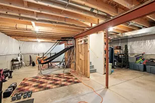 543 Chicory Ln, Valparaiso, IN 46385 - Photo 22