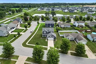 543 Chicory Ln, Valparaiso, IN 46385 - Photo 26