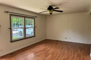 205 W 15th St, La Porte, IN 46350 - Photo 4