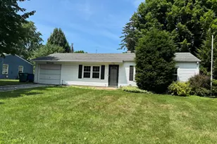 205 W 15th St, La Porte, IN 46350 - Photo 2