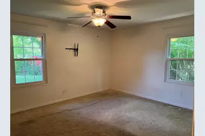 205 W 15th Street, La Porte, IN 46350 - Photo 10