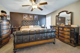 8 W Shakespeare Dr, Valparaiso, IN 46385 - Photo 16