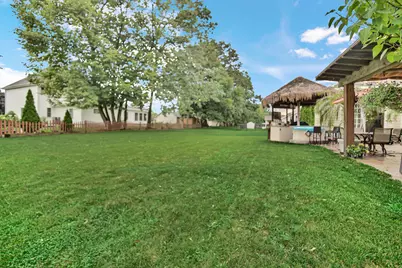 8 W Shakespeare Drive, Valparaiso, IN 46385 - Photo 30