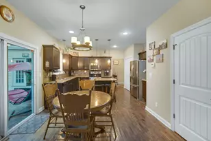 8 W Shakespeare Dr, Valparaiso, IN 46385 - Photo 8