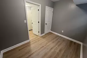 1052 Tyler St, Gary, IN 46402 - Photo 20