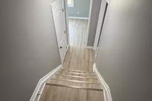 1052 Tyler St, Gary, IN 46402 - Photo 12