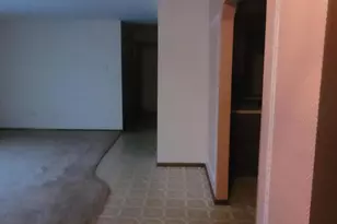 910 Camellia Dr, Munster, IN 46321 - Photo 8