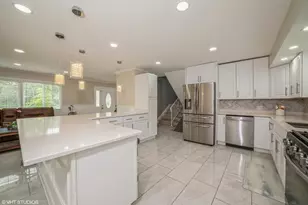 9608 Cypress Ave, Munster, IN 46321 - Photo 4