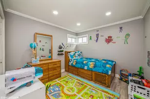 9608 Cypress Ave, Munster, IN 46321 - Photo 8