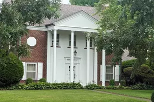 8101 Northcote Ave, Munster, IN 46321 - Photo 2