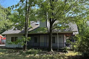 110 Arndt St, Michigan City, IN 46360 - Photo 6