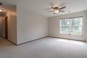 773 Forest Glen Dr, Valparaiso, IN 46385 - Photo 8