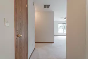 773 Forest Glen Dr, Valparaiso, IN 46385 - Photo 2