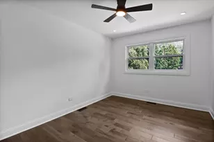 8147 Oakwood Ave, Munster, IN 46321 - Photo 24