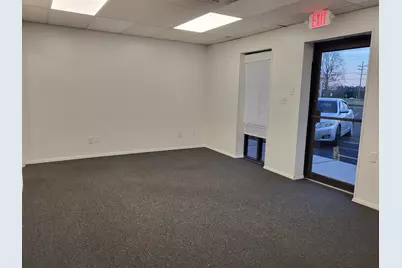 95 W 18th Street, La Porte, IN 46350 - Photo 2