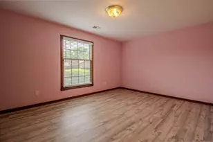 1640 Camellia Dr, Munster, IN 46321 - Photo 24