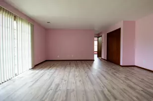 1640 Camellia Dr, Munster, IN 46321 - Photo 14