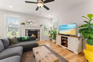 2011 Timberwood Ln, Chesterton, IN 46304 - Photo 10