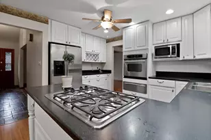 1322 Fisher St, Munster, IN 46321 - Photo 12