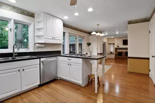 1322 Fisher St, Munster, IN 46321 - Photo 14