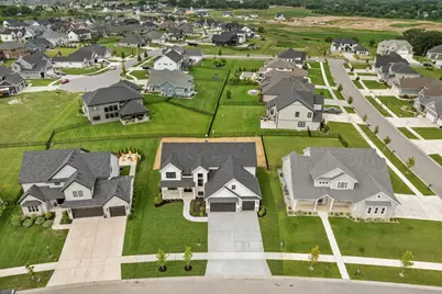 9770 Dunegrass Way, Saint John, IN 46373 - Photo 8