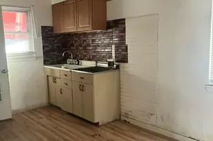 336 W Wilson St, Gary, IN 46404 - Photo 8
