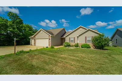1806 Forsythia Street SE, Demotte, IN 46310 - Photo 2