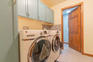 1806 Forsythia St SE, Demotte, IN 46310 - Photo 28