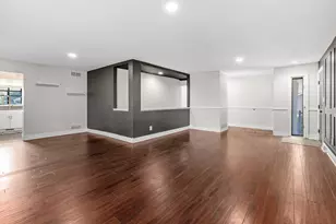 4152 Oakmont Ct, Crown Point, IN 46307 - Photo 6