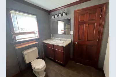 652 S State Street, Hobart, IN 46342 - Photo 8