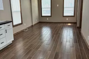 652 S State St, Hobart, IN 46342 - Photo 6