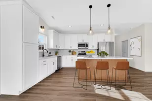 706 Idlewild Ln, Chesterton, IN 46304 - Photo 4