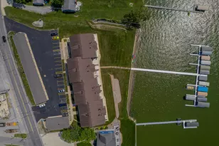 8121 Lake Shore Dr, Cedar Lake, IN 46303 - Photo 20