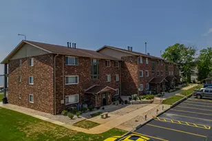 8121 Lake Shore Dr, Cedar Lake, IN 46303 - Photo 10